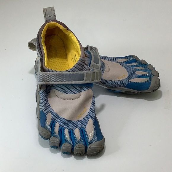 Vibram FiveFingers Trecksport running shoes easy on off Velcro closure size 7 - Picture 12 of 15